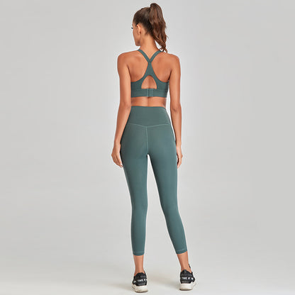 Lulu Yoga Sports Bra with Skin-Friendly Back Design