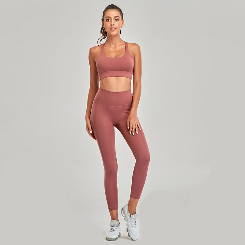 Lulu Yoga Sports Bra with Skin-Friendly Back Design
